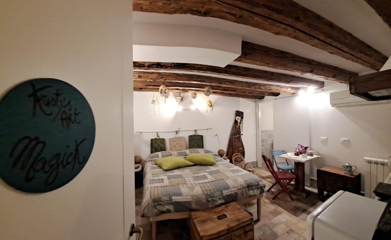 Ferienwohnung Kristj'S Art Venedig Exterior foto